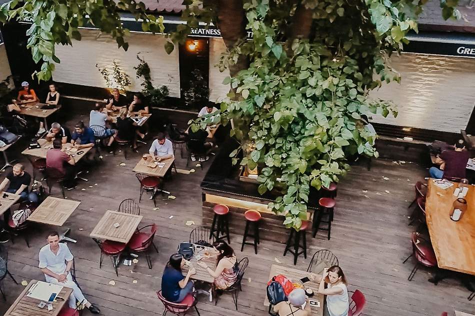 Lost Cafe Bahçe
