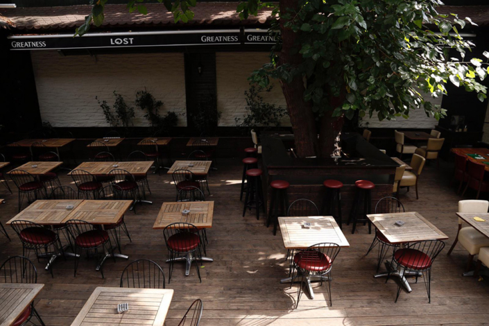 Lost Restaurant Cafe Bar Atmosferi