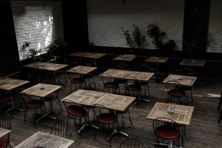 Lost Restaurant Cafe Bar Atmosferi